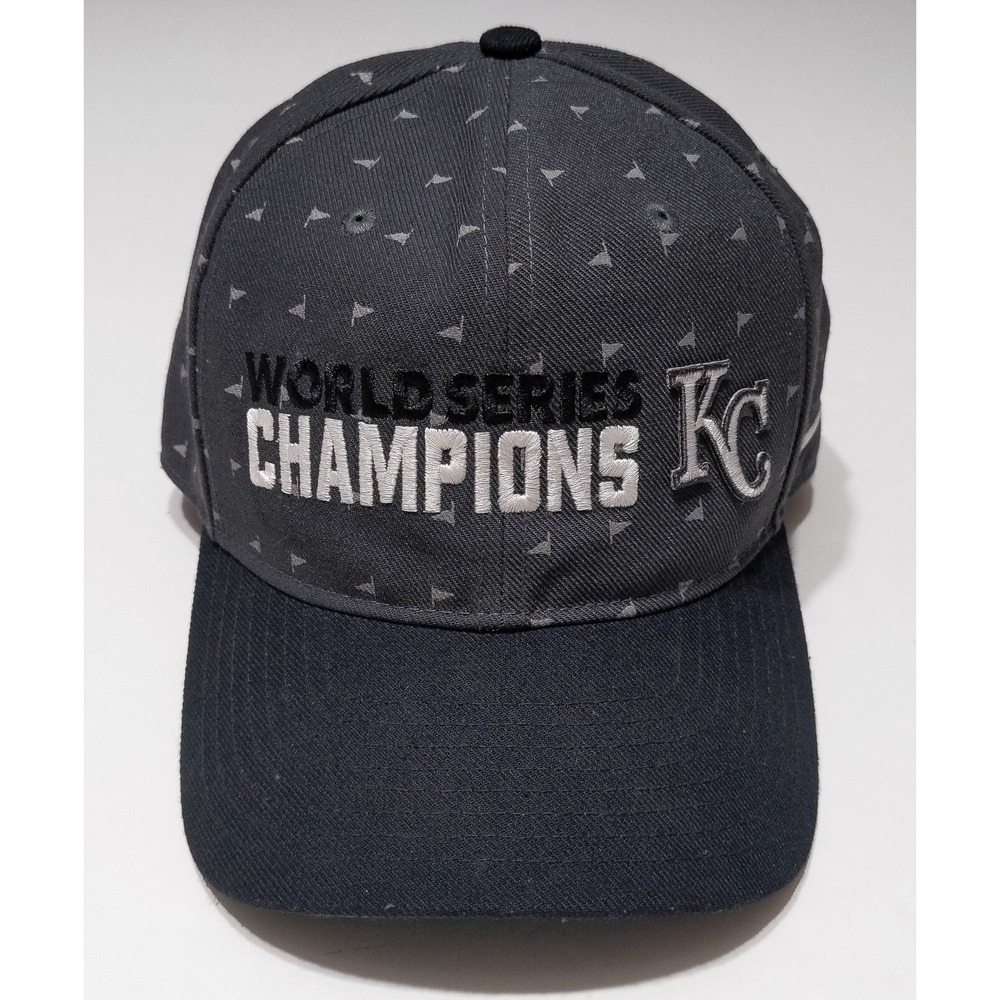 NIKE Kansas City Royals 2015 World Series Champions Snapback Hat ~ Autographed